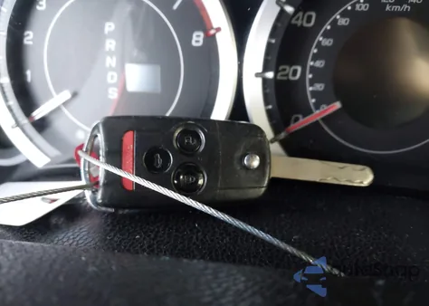 2011 Acura Tsx 2.4 z USA, uszkodzony, nr VIN JH4CU2F62BC003698